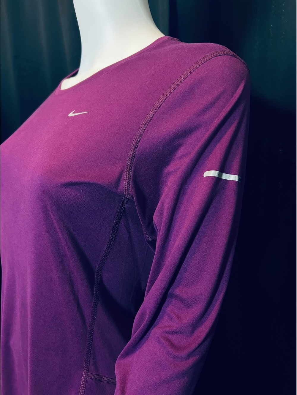 Nike Dri-Fit pullover - Picture 2 of 6